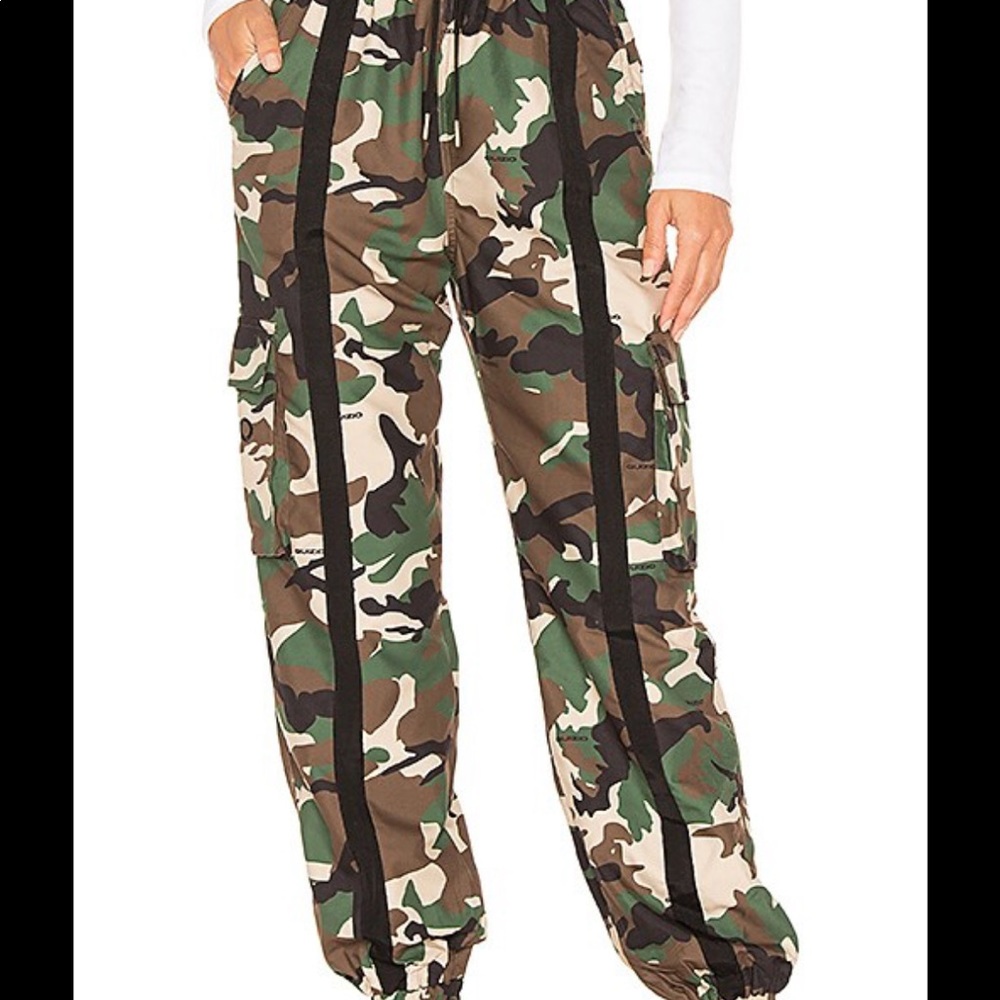 Danielle Guizio x revolve